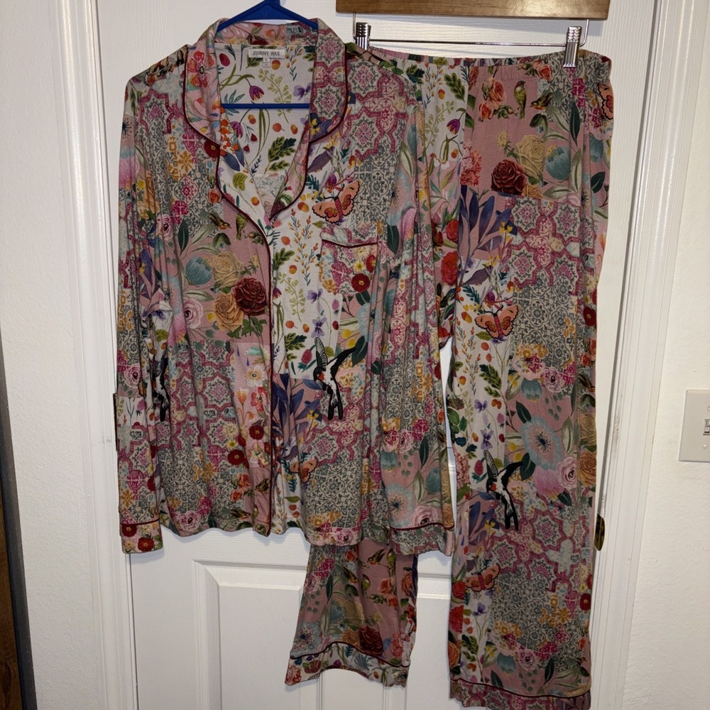 JOHNNY WAS Pajama Set XL Filomena Long Sleeve Top & Pants Floral Patchwork Pink